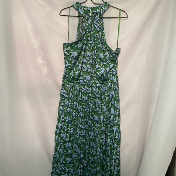 SCOOP WO SIZE XXL (20)Green and Blue floralPatterned Halter Dress pleated skirt - Picture 8 of 13